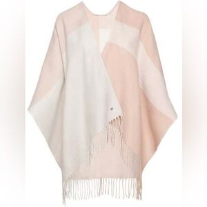 NWT Soia & Kyo Scarf with Fringe
